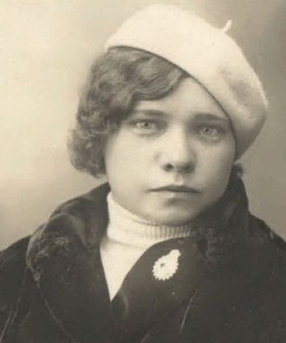 Лосева (Яковлева) Елена Павловна