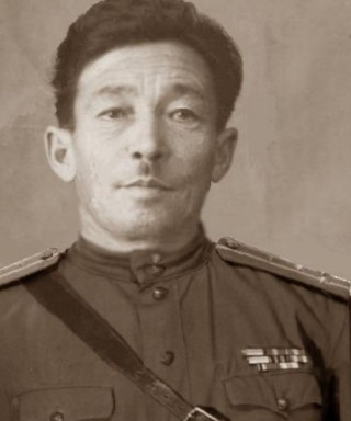 Дайров Мутахар