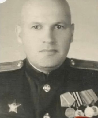 Кравцов Леонид Степанович