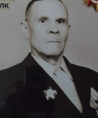 Караульнов Пётр Евлампиевич