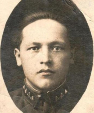 Яшин Артем Гаврилович