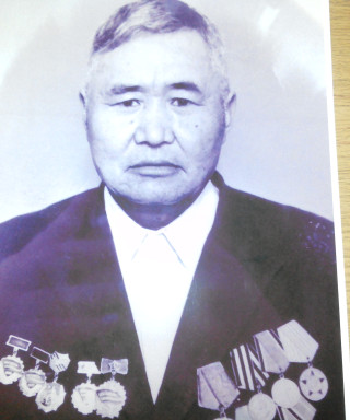 Максутов Султанбий Хударбердиевич