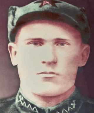 Макогоненко Пётр Николаевич