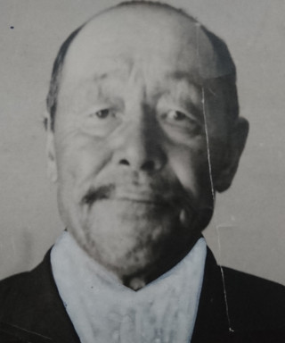 Хасенов Ади