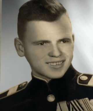 Лазарев Виктор Иванович