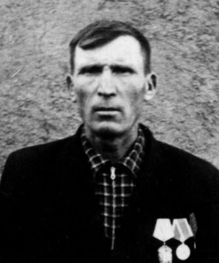 Ихнев Иван Денисович