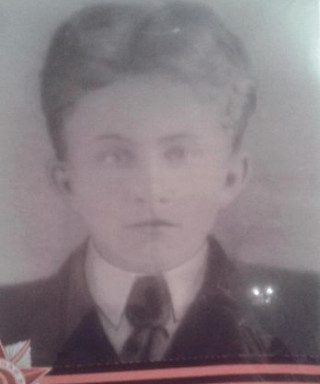 Петров Павел Петрович