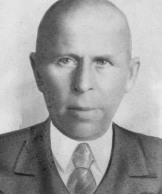 Гущин Василий Евстропович