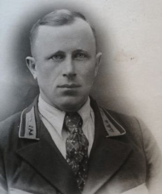 Ефимов Артемий Ефимович