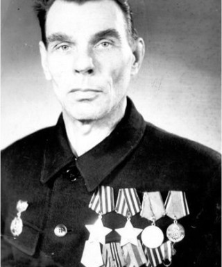 Банников Иван Яковлевич