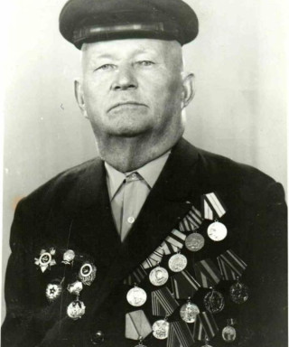 Гололобов Емельян Сергеевич