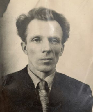 Петров Пётр Иванович