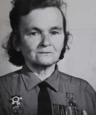 Коннова (Попова) Галина Максимовна