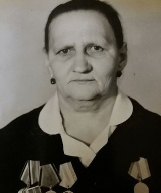 Никонова (Тарасова) Юлия Николаевна