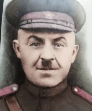 Крюков Максим Емельянович