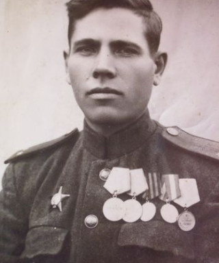 Бурлаков Петр Кузьмич