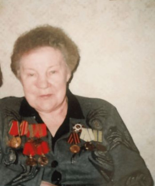 Лозовская Александра Алексеевна