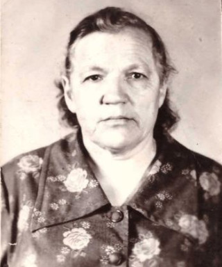 Астахова (Шайдакова) Александра Яковлевна