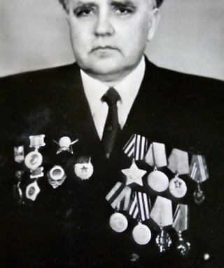 Гребенник Михаил Максимович