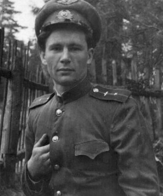 Напрюшкин Иван Иосифович