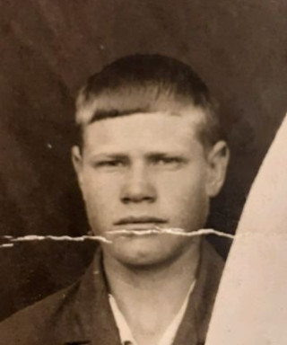 Крюков Владимир Леонтьевич