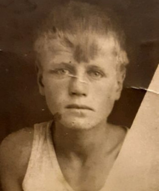 Крюков Виктор Леонтьевич