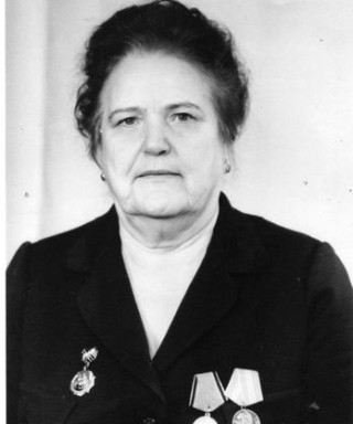 Феофанова  (Скляроова) Надежда Николаевна