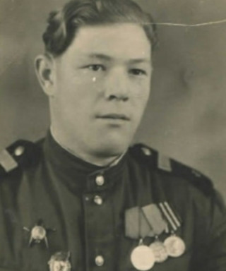 Лошаков Николай Петрович