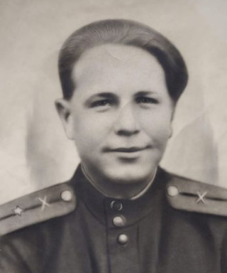 Петров Михаил Романович