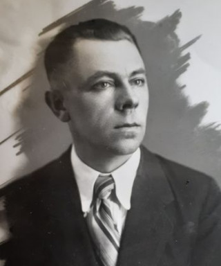 Петров Виктор Васильевич