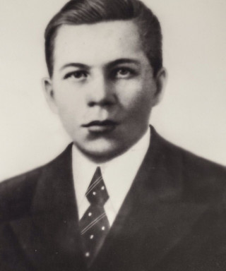 Кузьмин Леонид Степанович