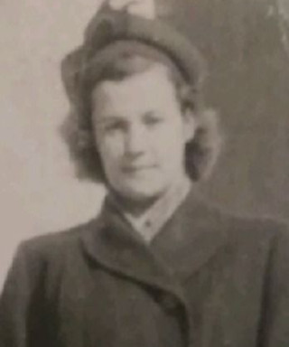 Каневская Александра Яковлевна