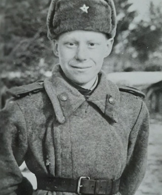 Крапивин Антон Алекчеевич