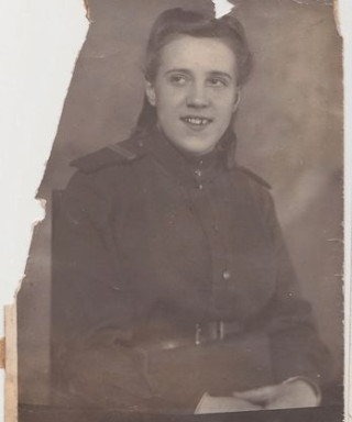 Пузыня(Амосенкова) Анна Михайловна