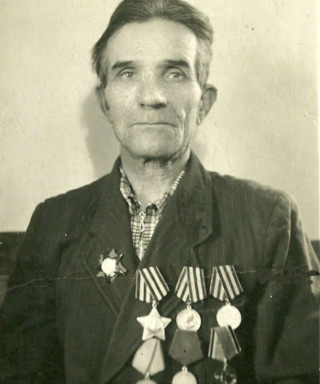 Драников Петр Лукич