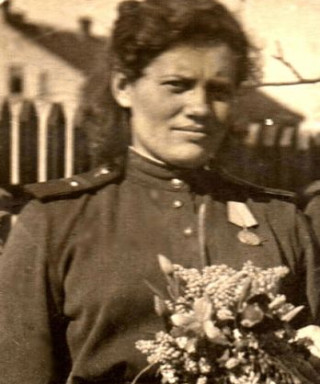 Семенистая (Чередниченко) Ирина Яковлевна