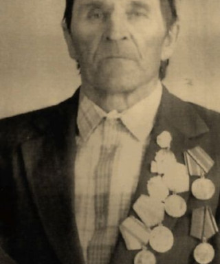 Кузьмин Пётр Кузьмич