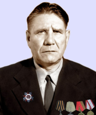 Гущеваров Петр Петрович