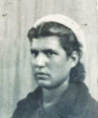 Балашова(Кикосова) Елена Константиновна