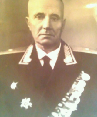 Безперстов Михаил Дмитриевич