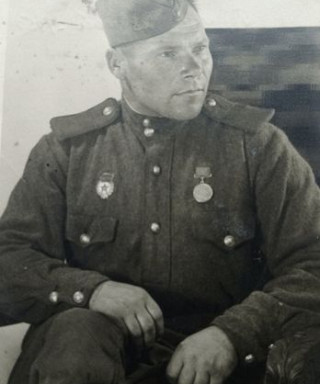 Алмакаев Иван Дмитриевич