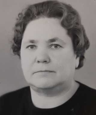 Захарова Зинаида Алексеевна