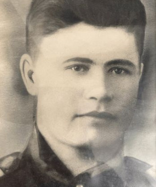 Аксёнов Евгений Петрович