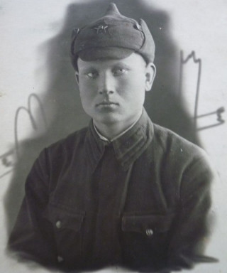 Новоселов Леонид Матвеевич