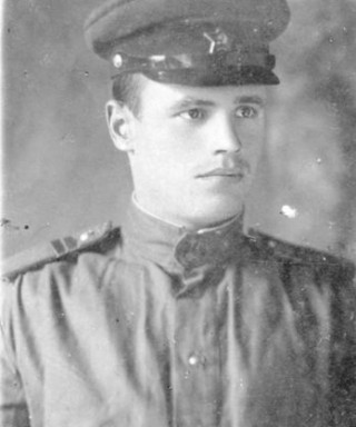 Голушков Григорий