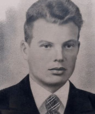 Зверев Евгений Фёдорович