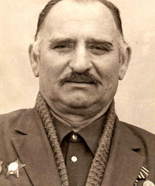 Лавров Иван Иванович