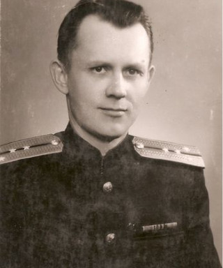 Артамонов Валентин Данилович