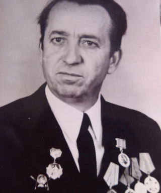 Овчаров Пётр Тимофеевич