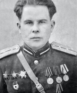 Жданов Пётр Ефимович